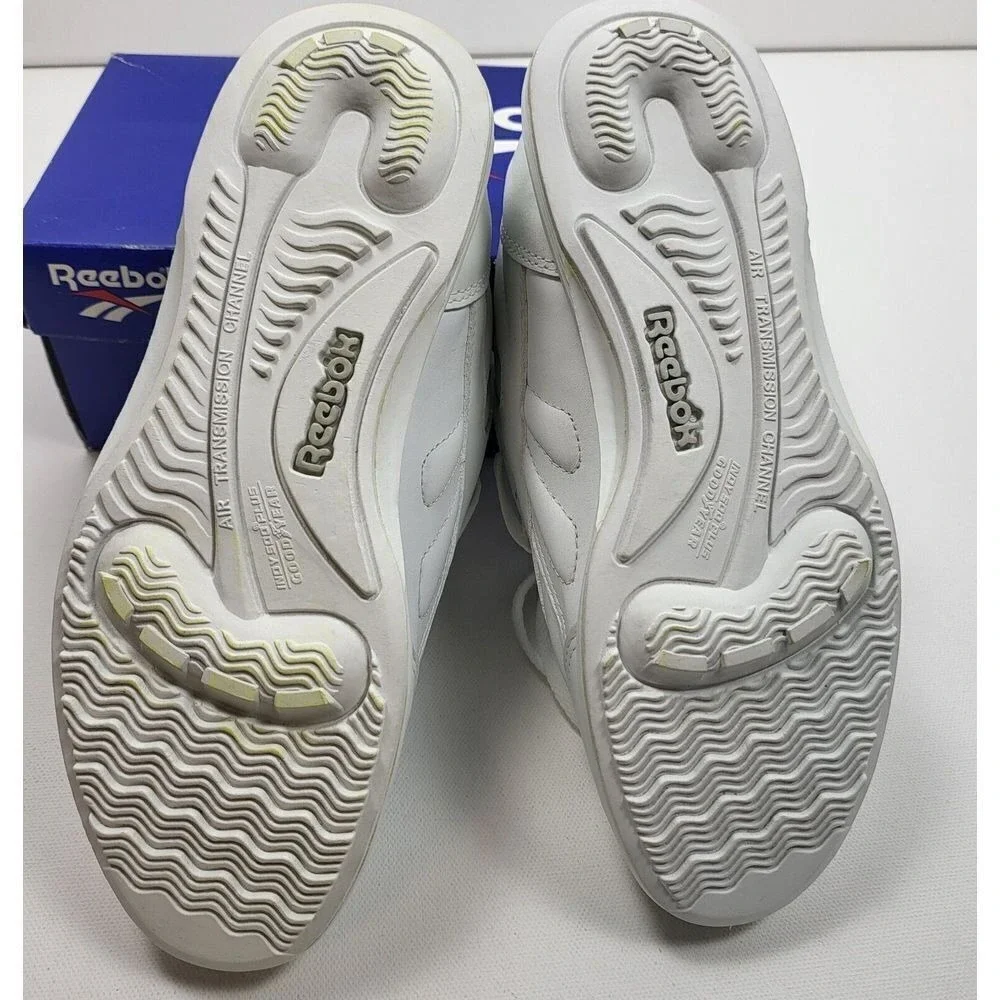 Reebok Walking Shoes Womens 6 White Leather Cushioning Low‎ Top Sneakers Vintage